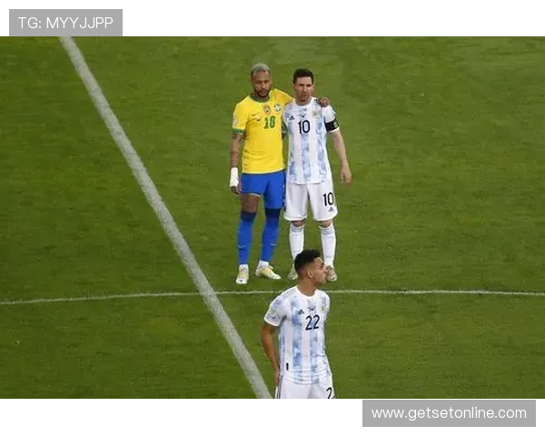 内马尔与梅西同年龄数据对比：天赋兑现差距有多大