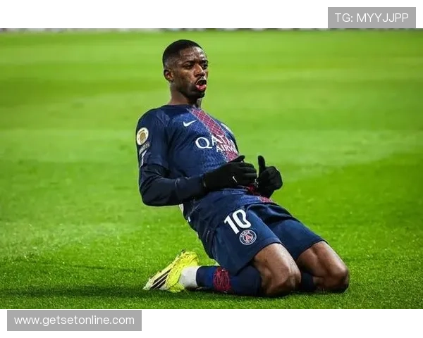 巴尔科拉 vs 登贝莱:边锋战术角色与进攻效率对比 巴尔科拉 vs 登贝莱:边锋战术角色与进攻效率对比