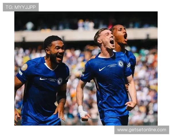 曼城福登与切尔西帕尔默：青训体系下的球员成长路径对比